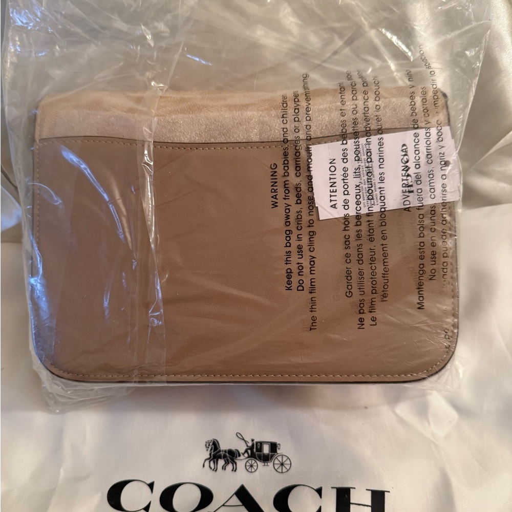 💛 Coach NWT Tan Quinn Bag Signature Canvas  crossbody Strap & Silver Hardware - Picture 6 of 9
